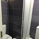 Avenida בית הארחה פראיה דה מירה