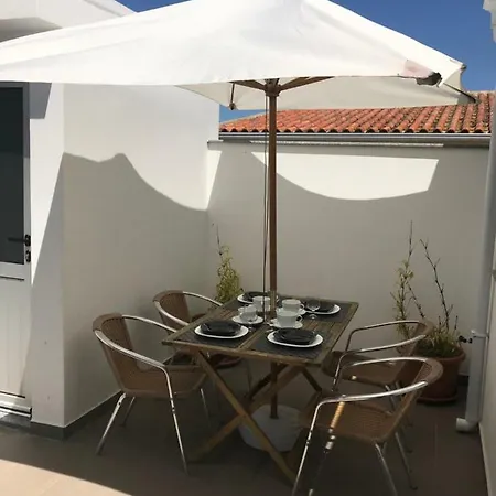 Gæstehus Avenida 3*